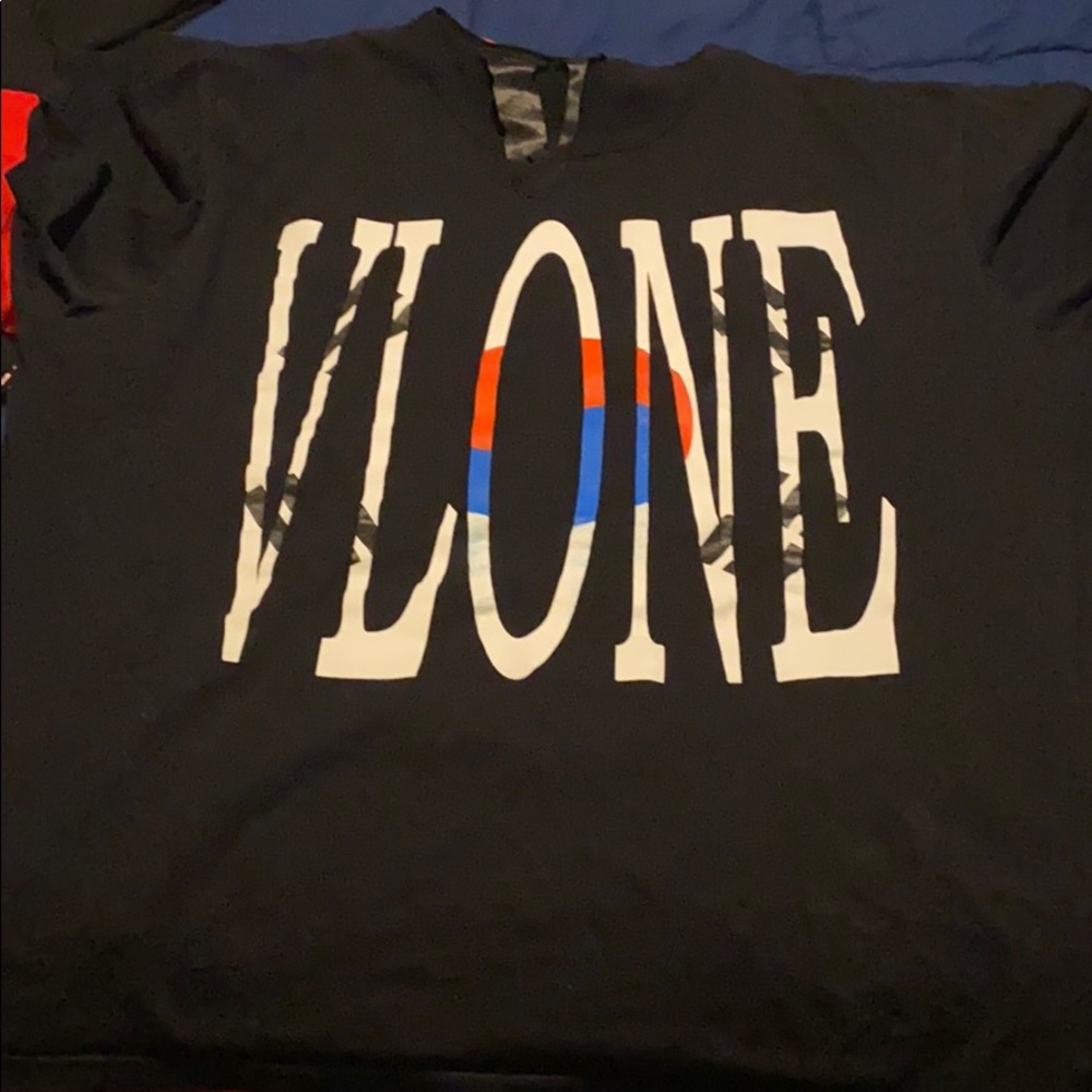 VLone - Picture 2 of 2